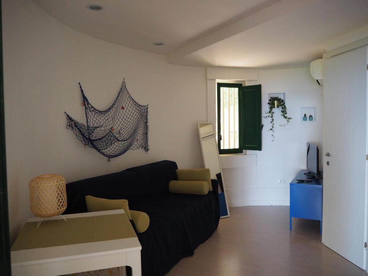 Tambu A Mare Villa Аугуста Екстериор снимка
